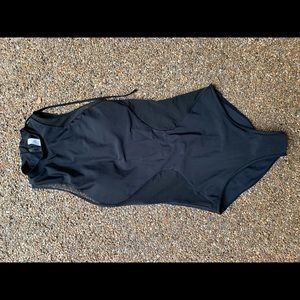 Lululemon black full piece